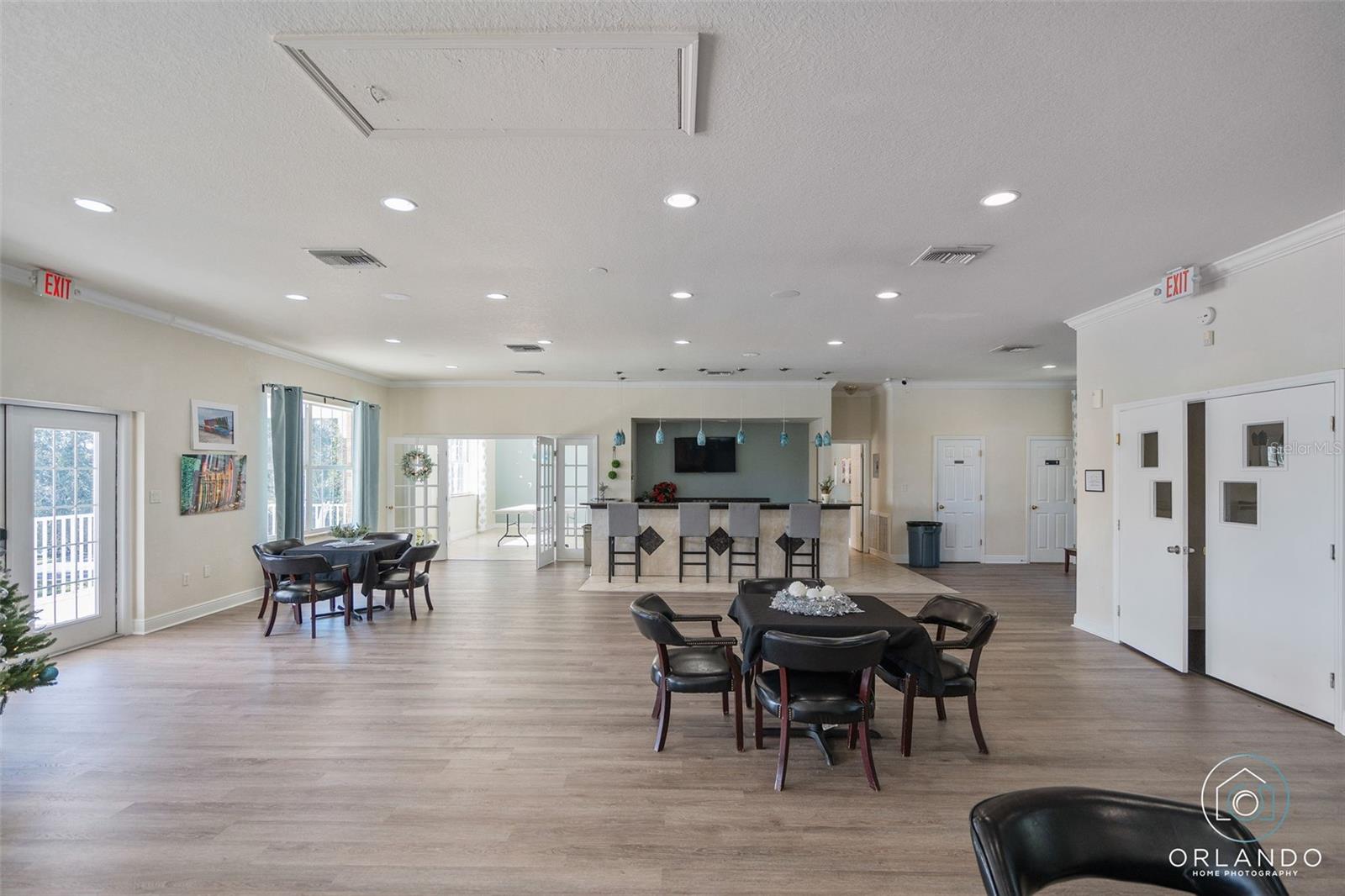 PLANTATION APTS ORLANDO - Residential
