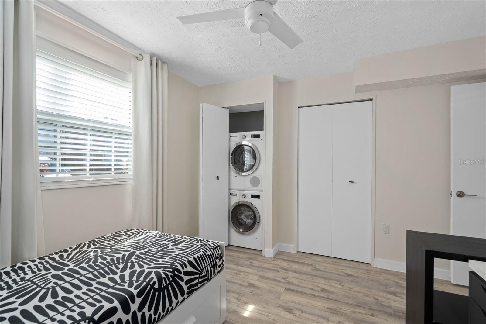 PLANTATION APTS ORLANDO - Residential