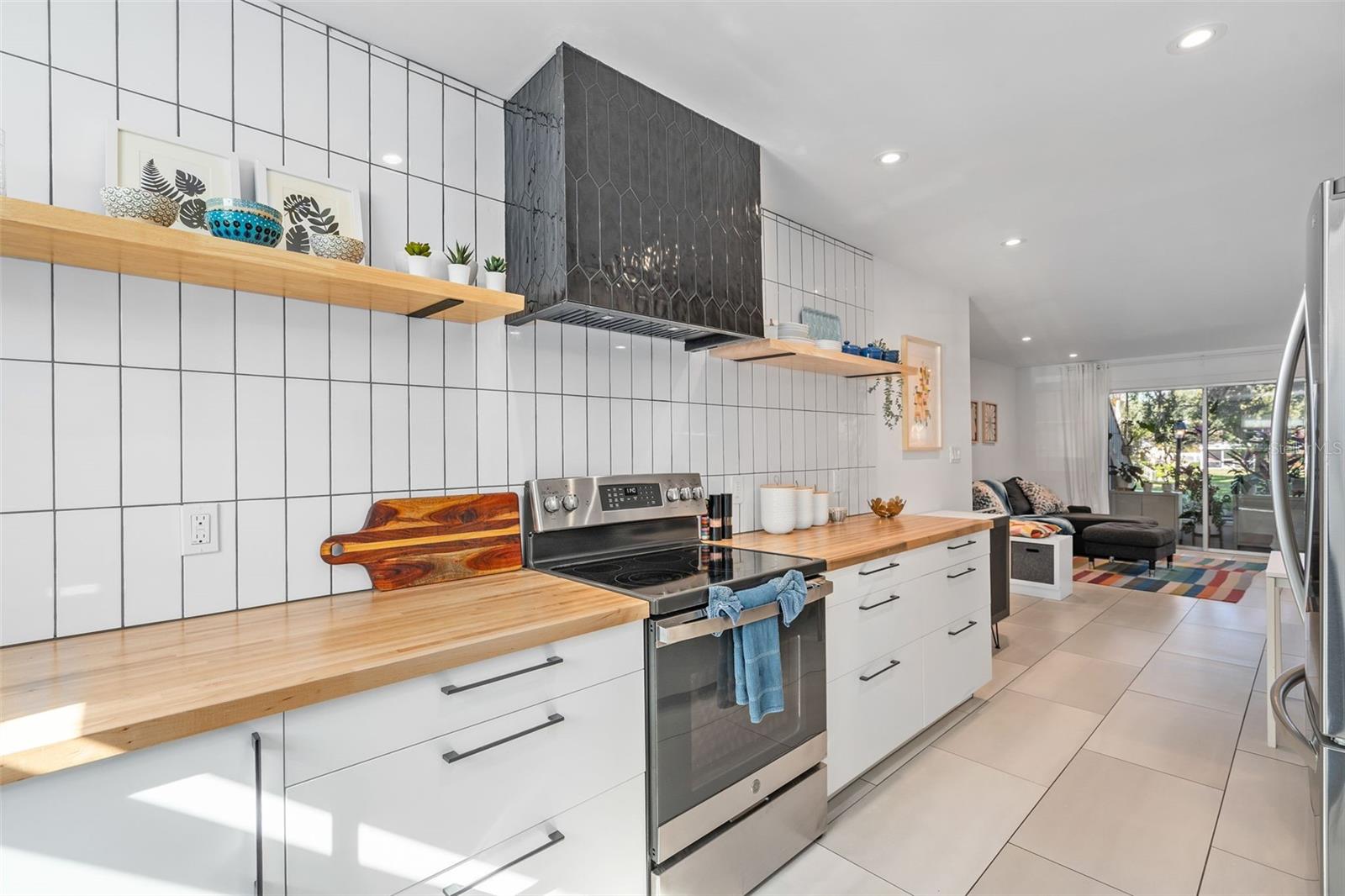 PLANTATION APTS ORLANDO - Residential