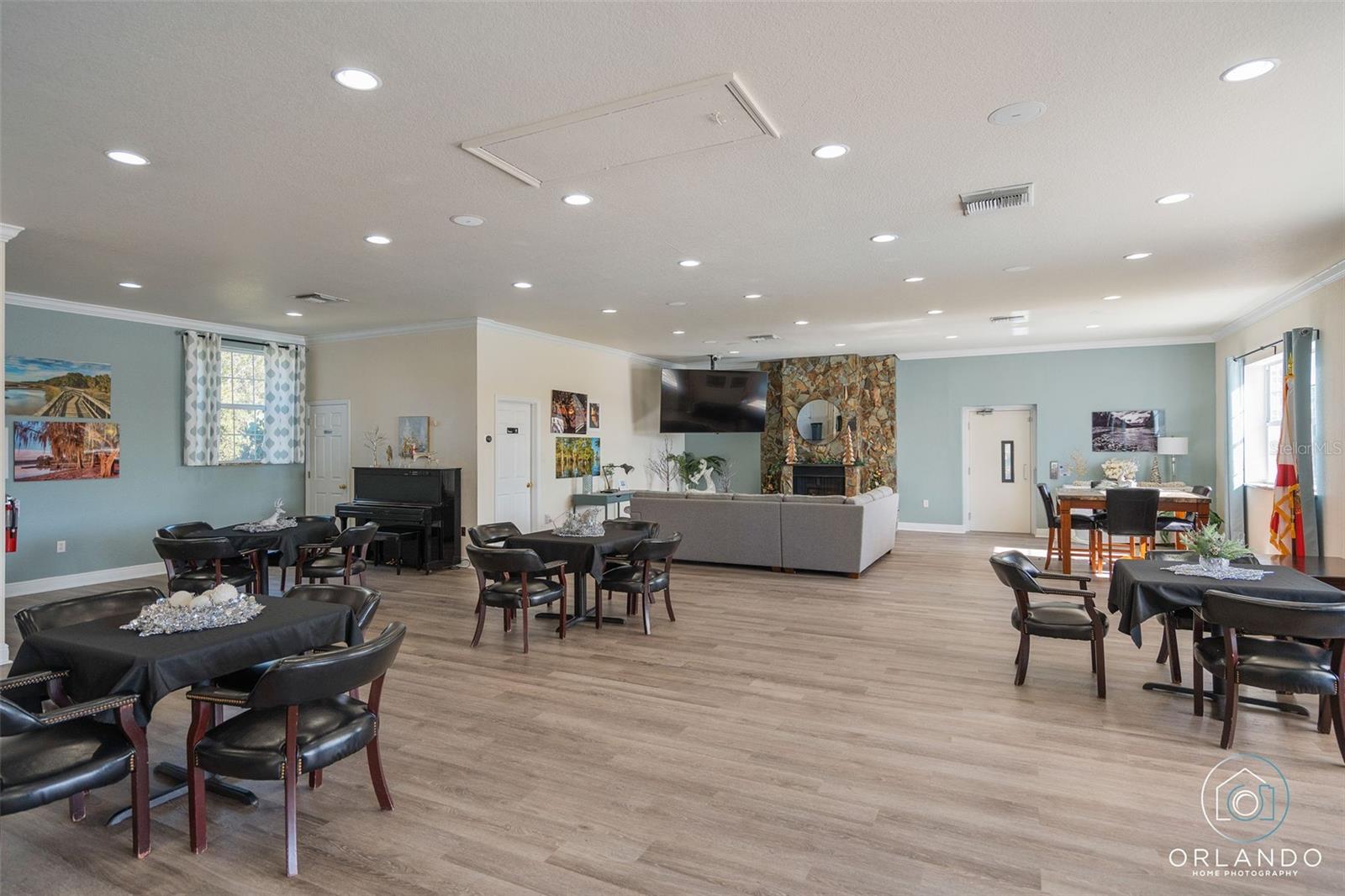 PLANTATION APTS ORLANDO - Residential