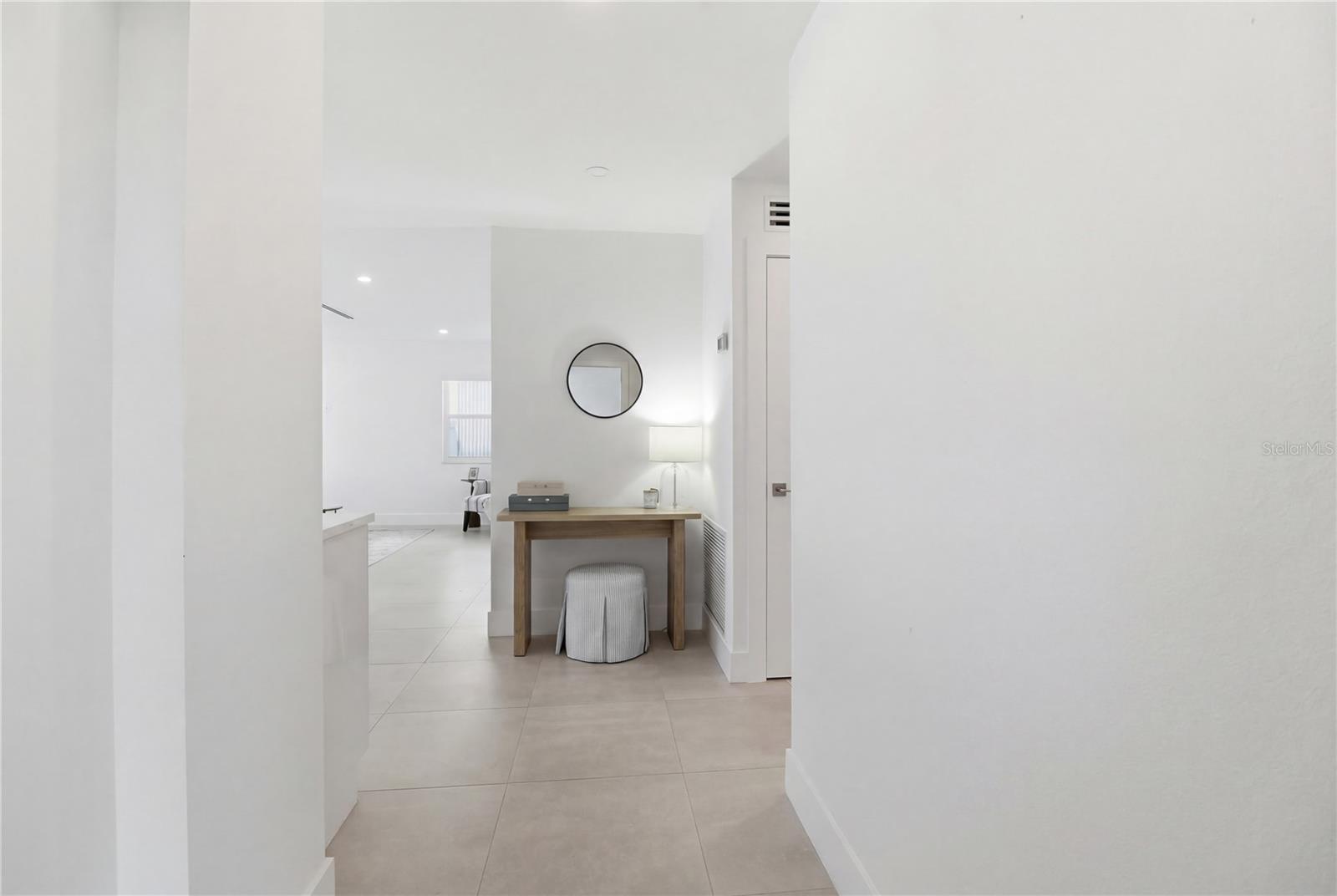 HARBOR HOUSE WEST - Residential