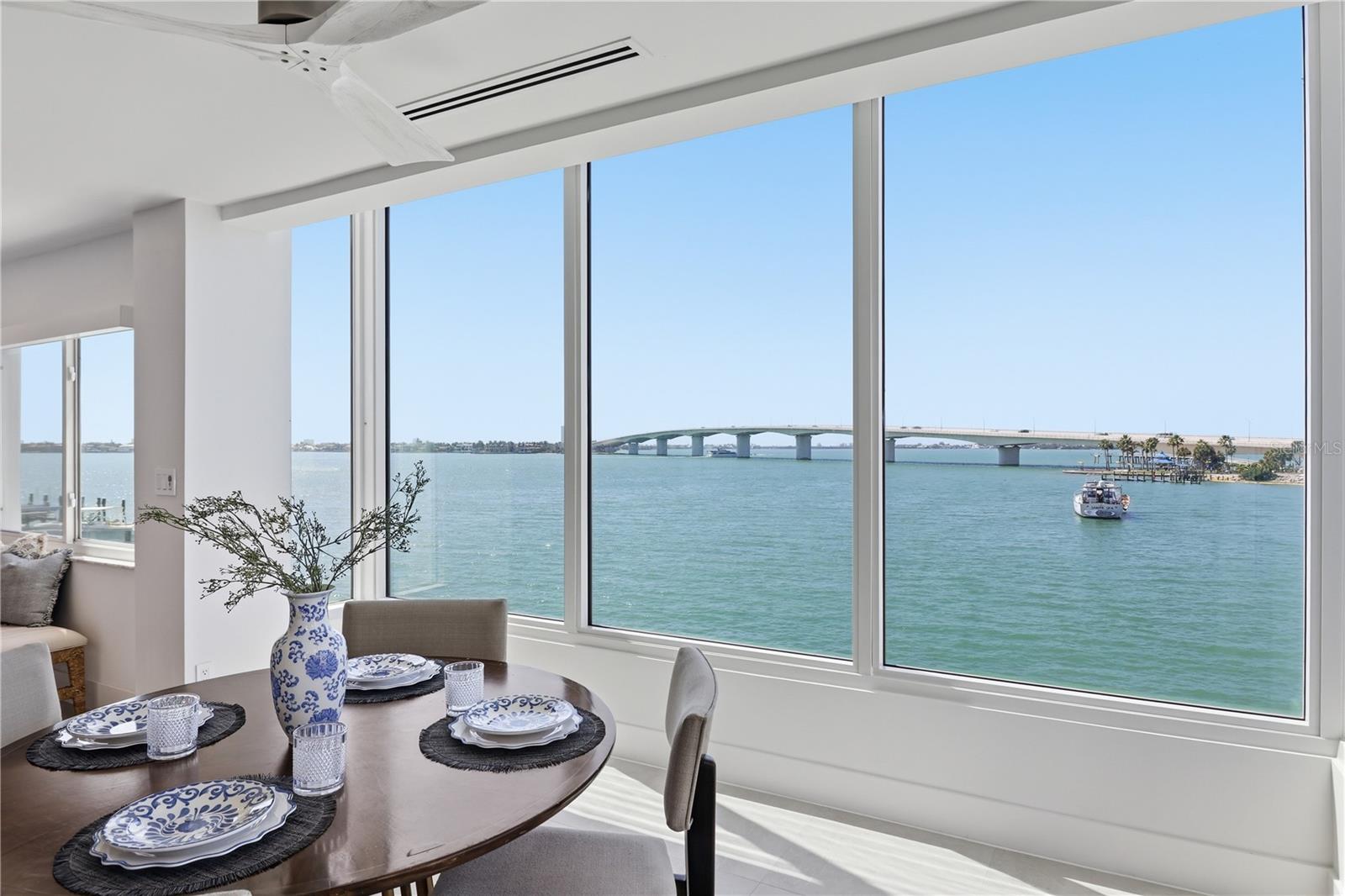 HARBOR HOUSE WEST - Residential