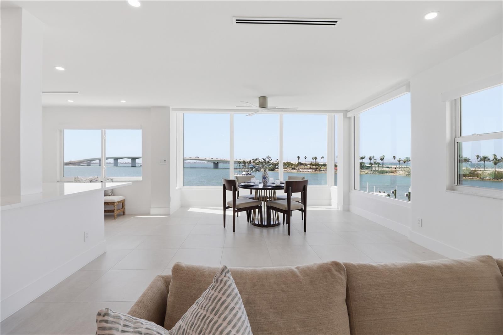 HARBOR HOUSE WEST - Residential