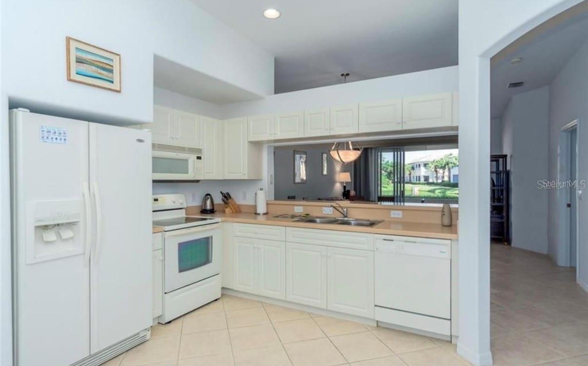 1604 TRIANO CIRCLE 1604 - Photo 3