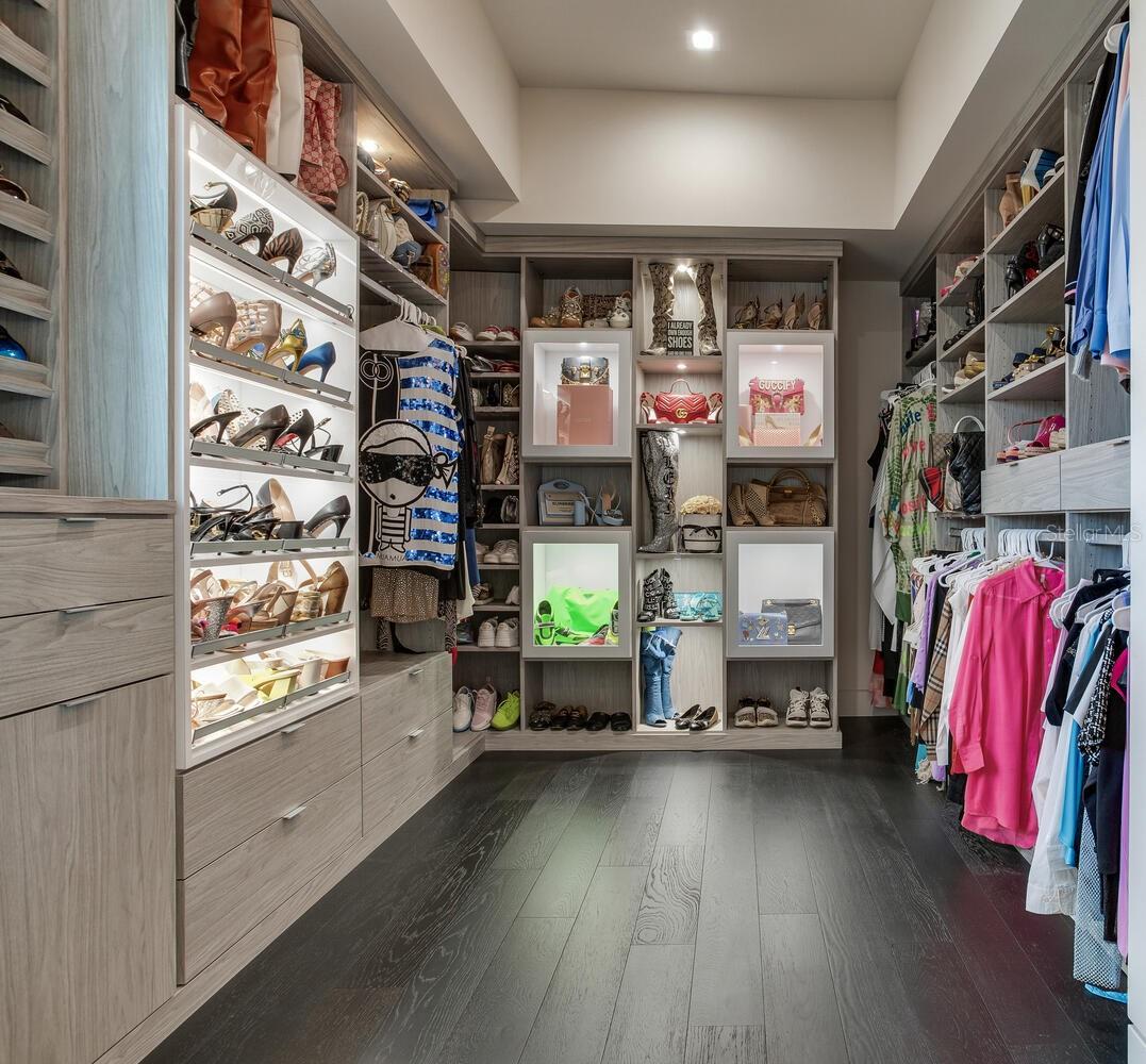 BEACH PARK - Residential