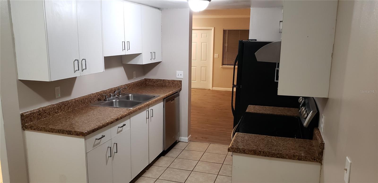 WILLOW BROOKE CONDO - Residential Lease