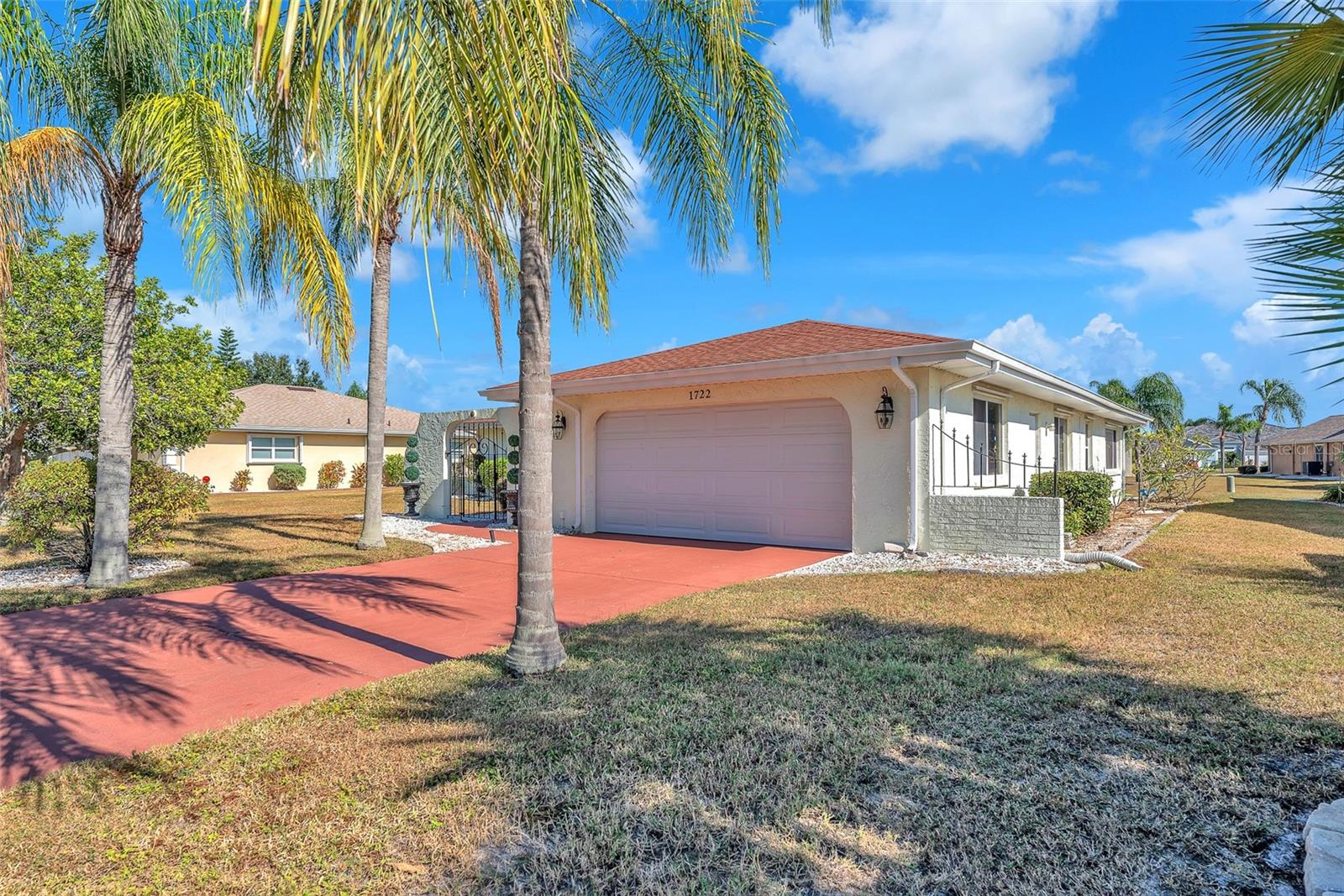 SUN CITY CENTER UNIT 32 - Residential