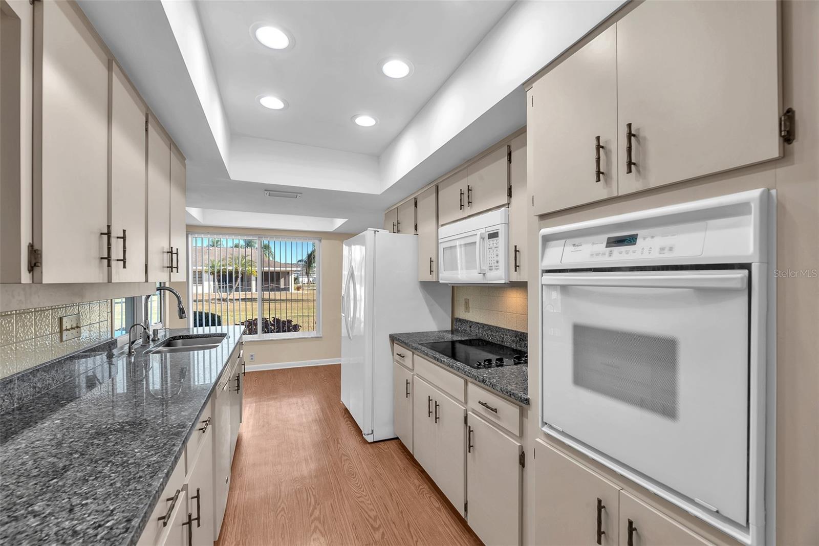 SUN CITY CENTER UNIT 32 - Residential