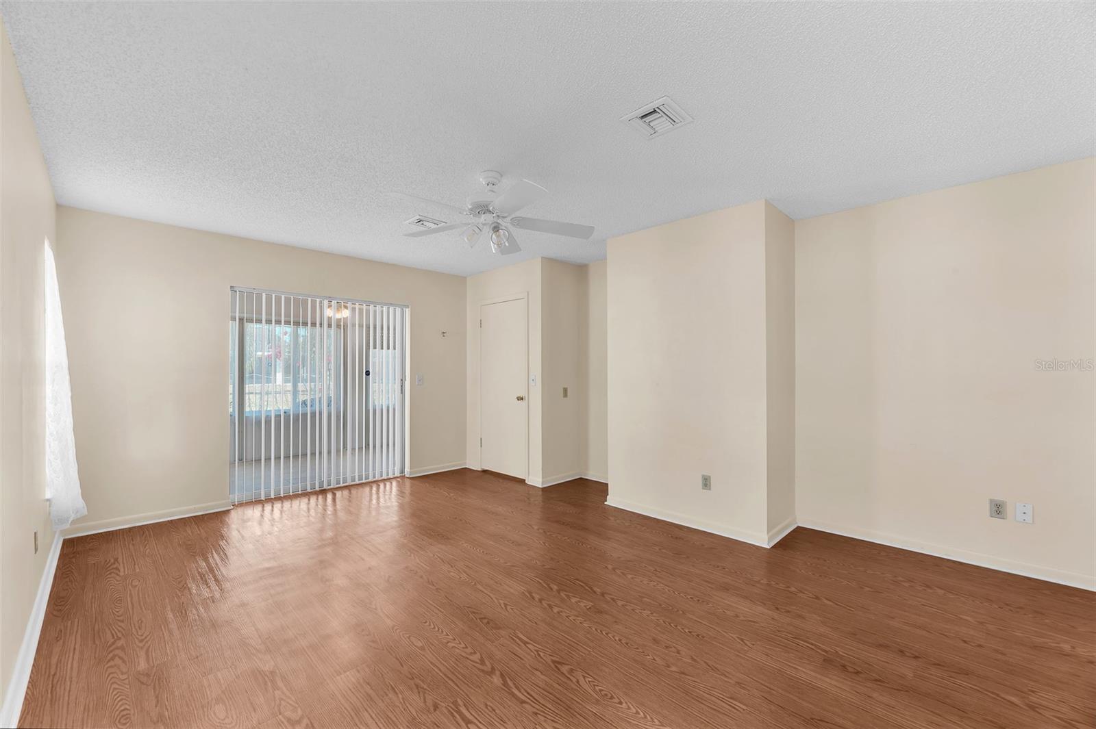 SUN CITY CENTER UNIT 32 - Residential