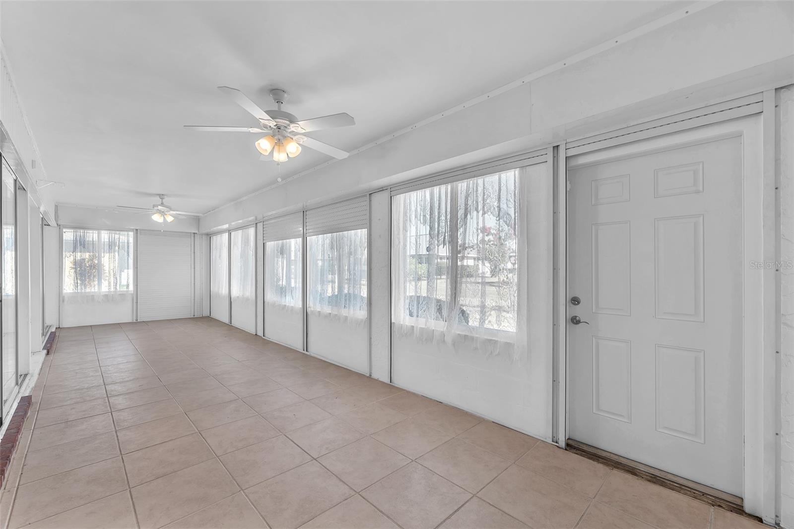 SUN CITY CENTER UNIT 32 - Residential