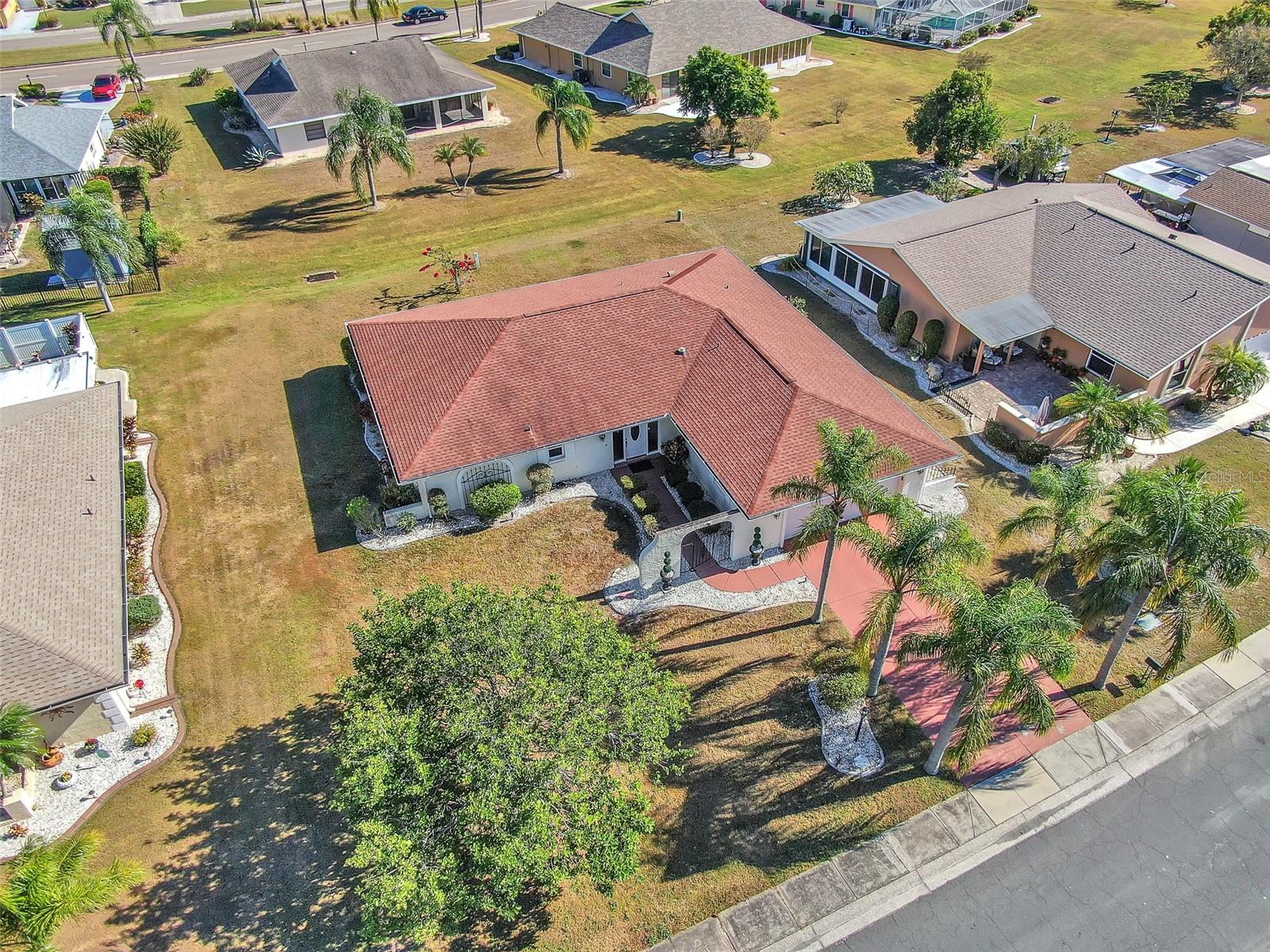 SUN CITY CENTER UNIT 32 - Residential