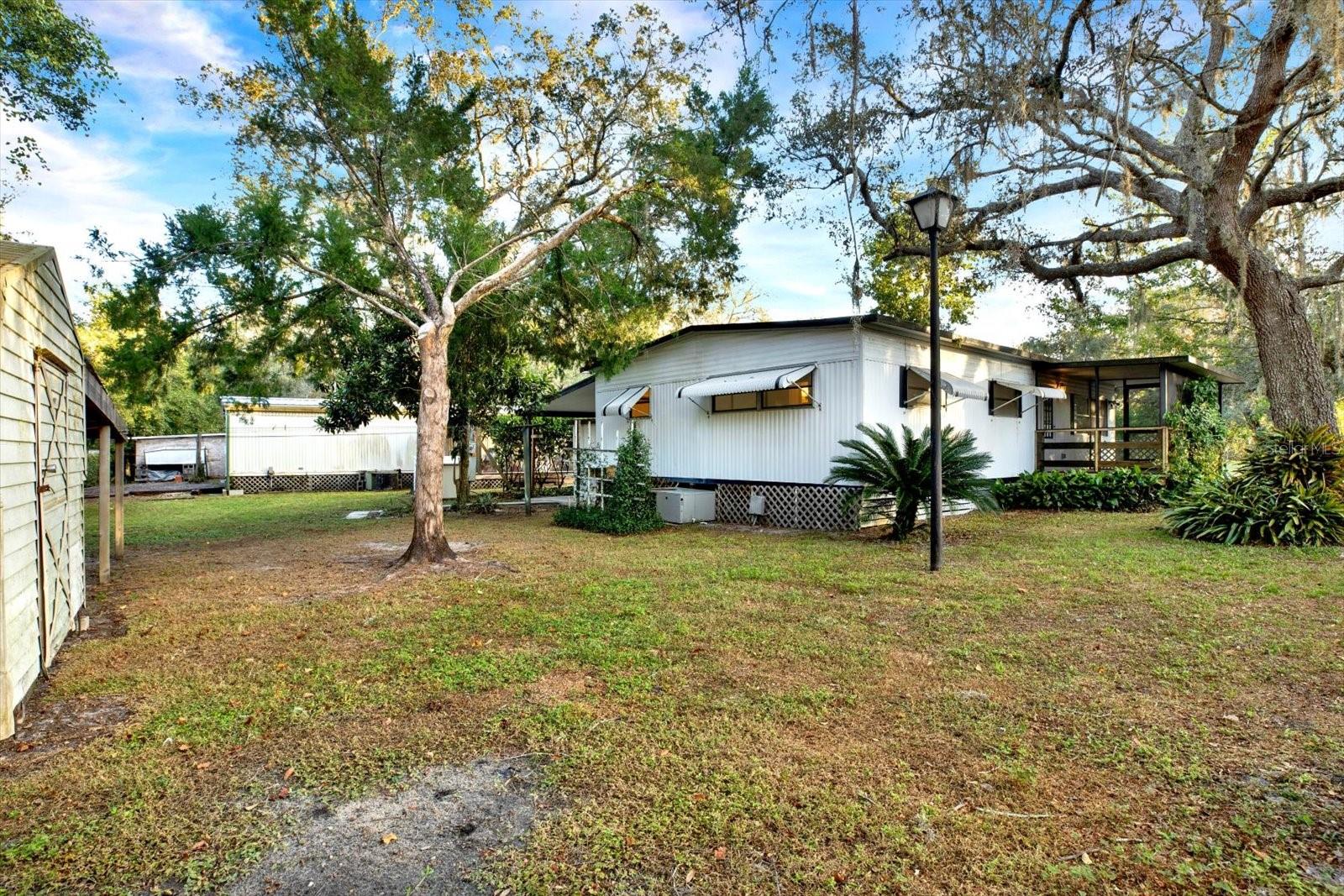 MOON LAKE ESTATES - Residential