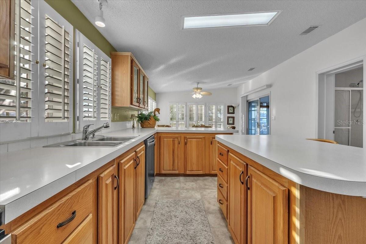 VENTURA LAKES - Residential