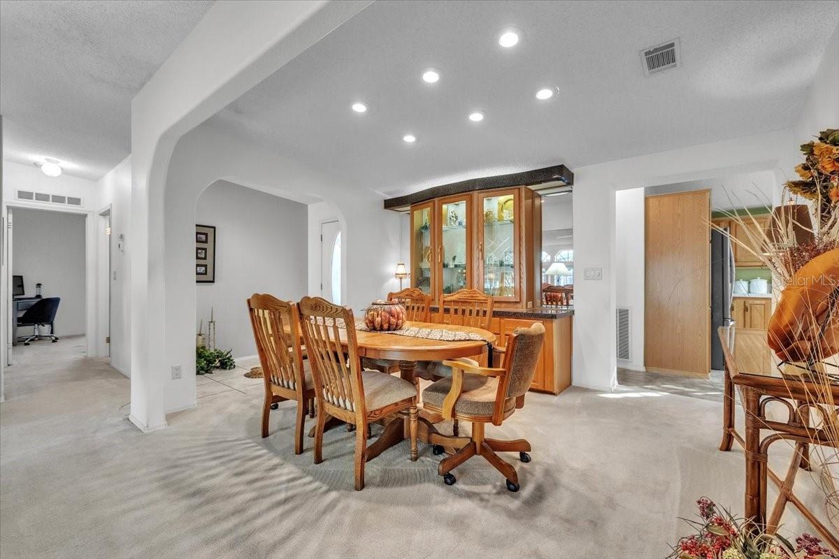 VENTURA LAKES - Residential