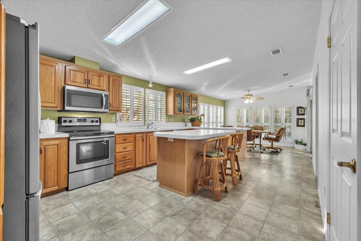 VENTURA LAKES - Residential