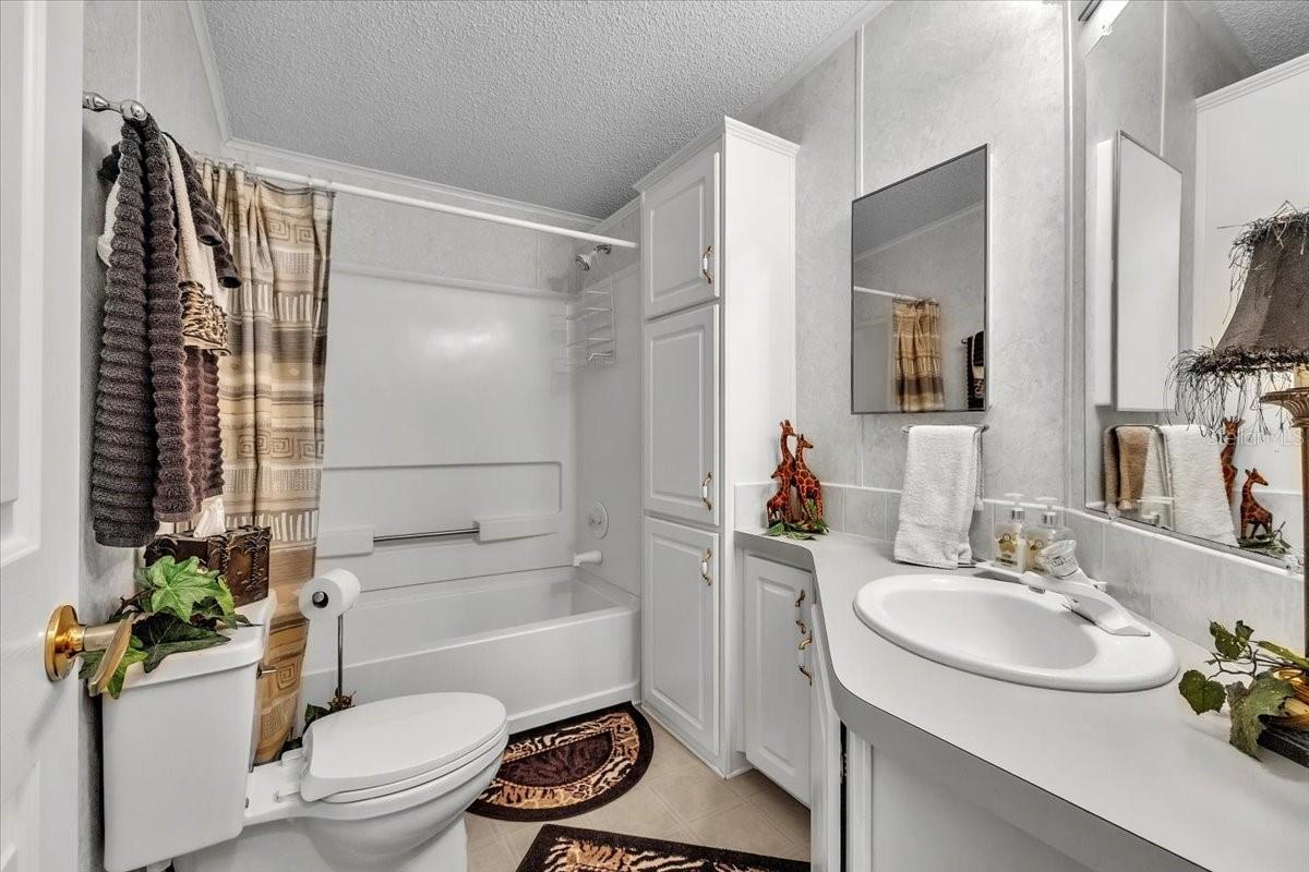 VENTURA LAKES - Residential