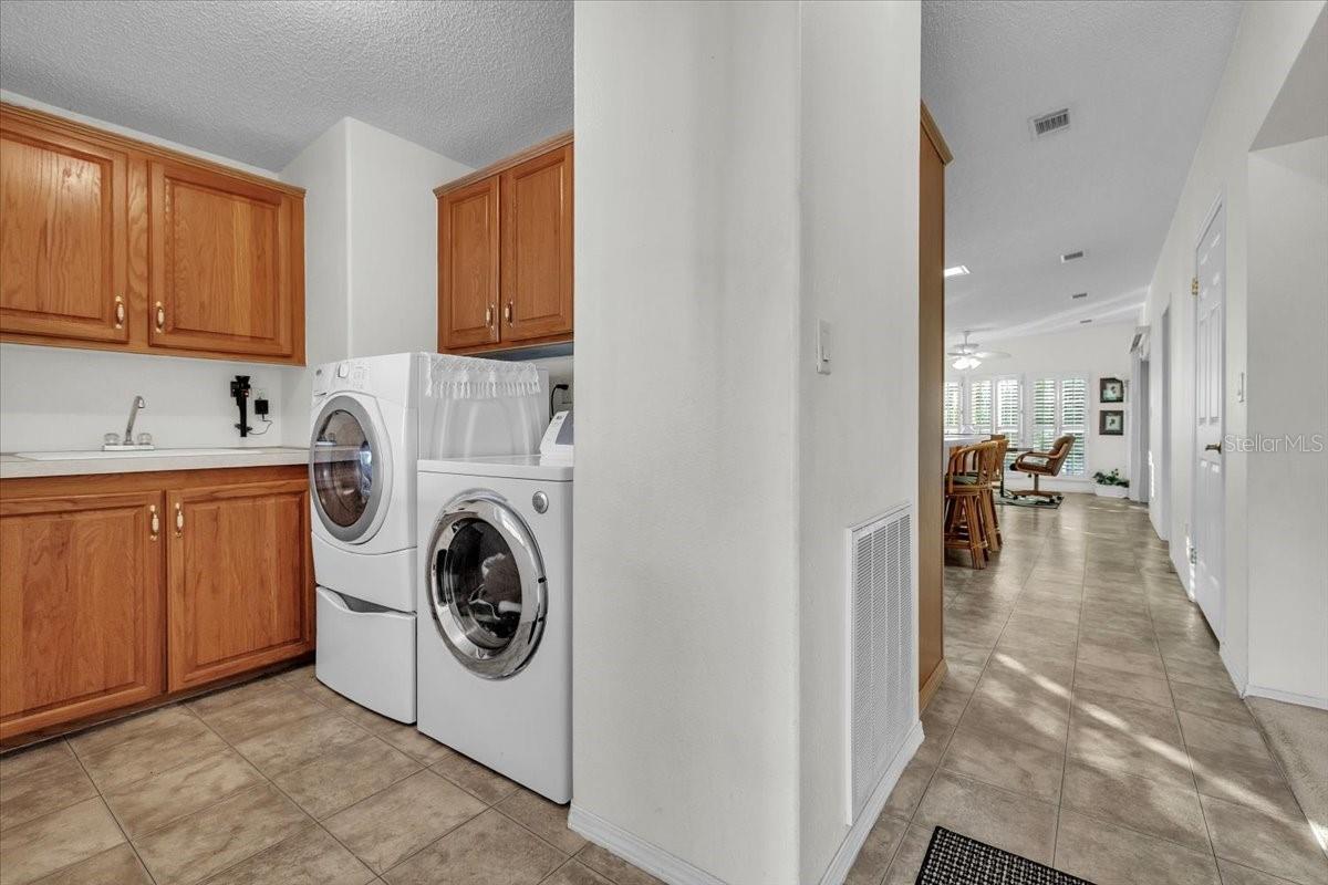 VENTURA LAKES - Residential