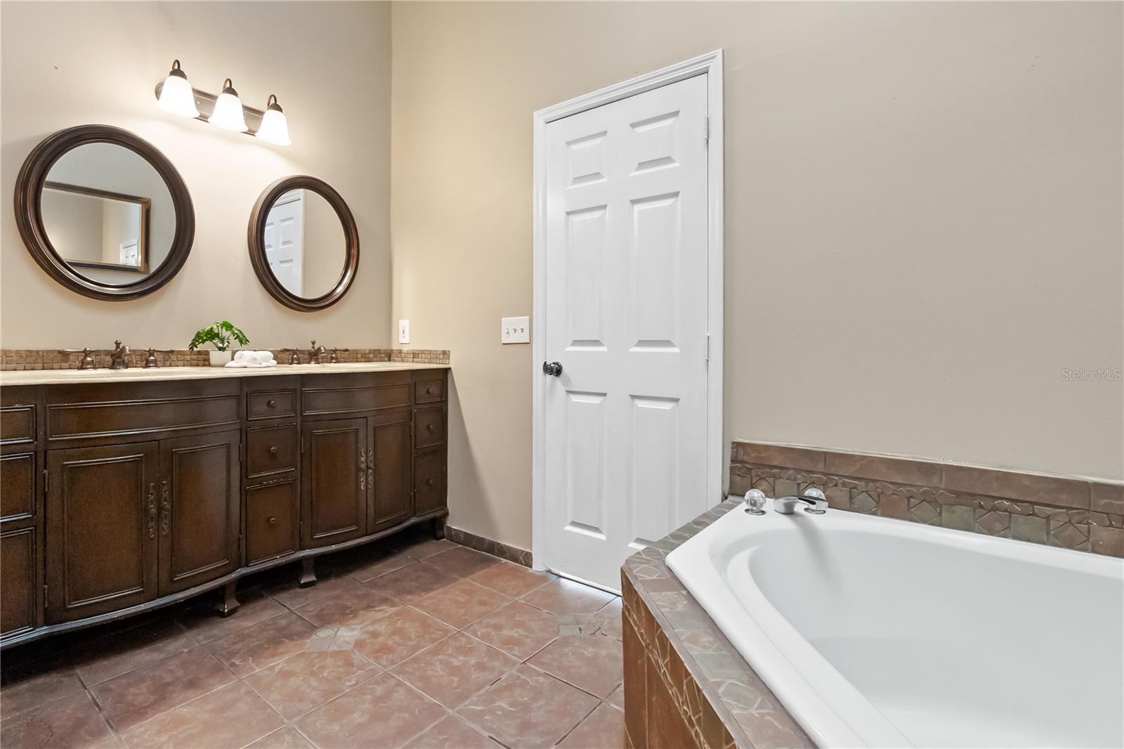 STONEBRIDGE PH 03 - Residential