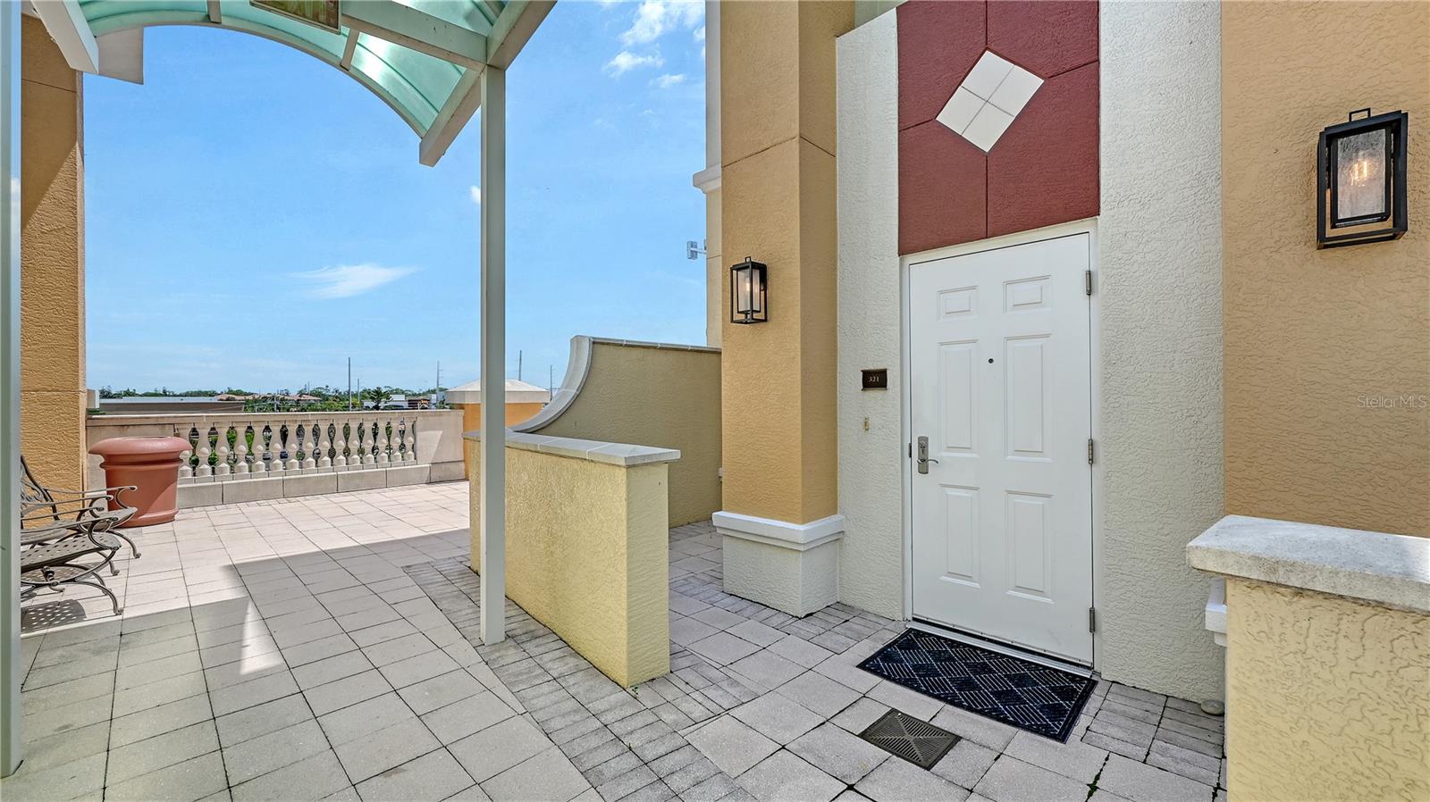 800 N TAMIAMI TRAIL 321