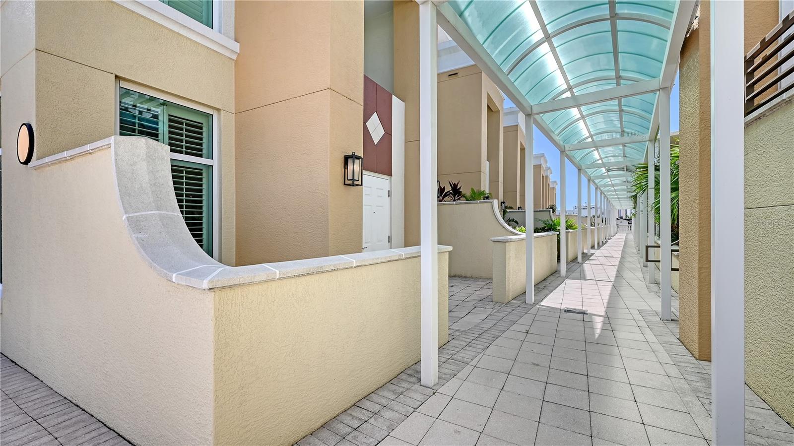 800 N TAMIAMI TRAIL 321