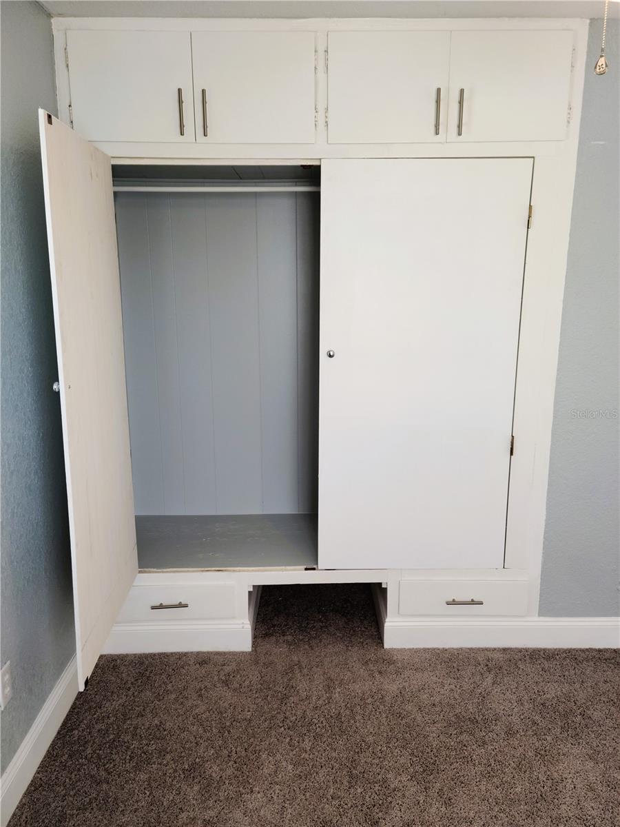 PINEWOOD PARK SUB - Residential