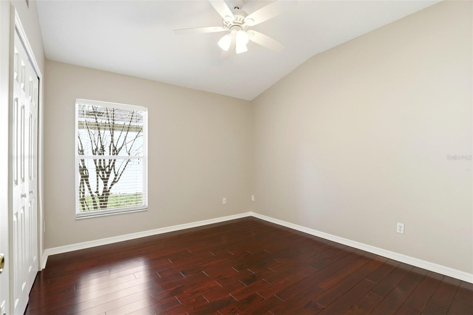 LOST LAKE ESTATES - Residential