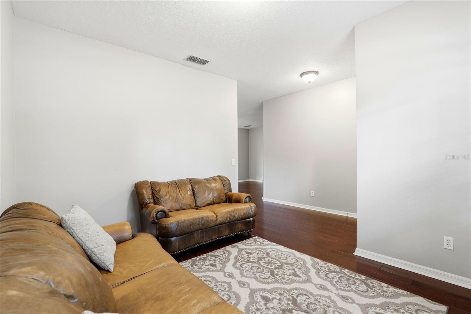 LOST LAKE ESTATES - Residential