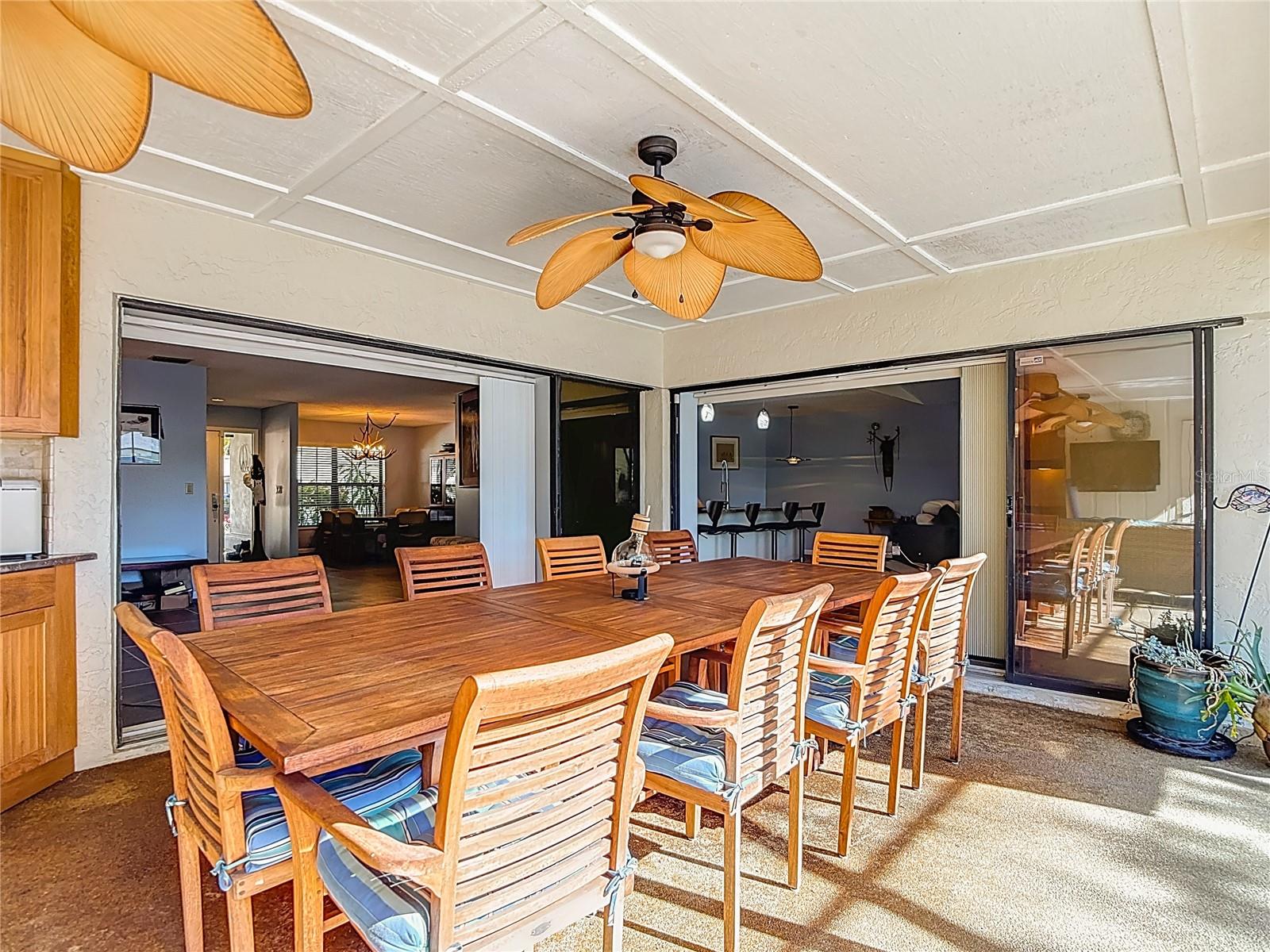 TAMPA PALMS UNIT 3 REP OF - Residential