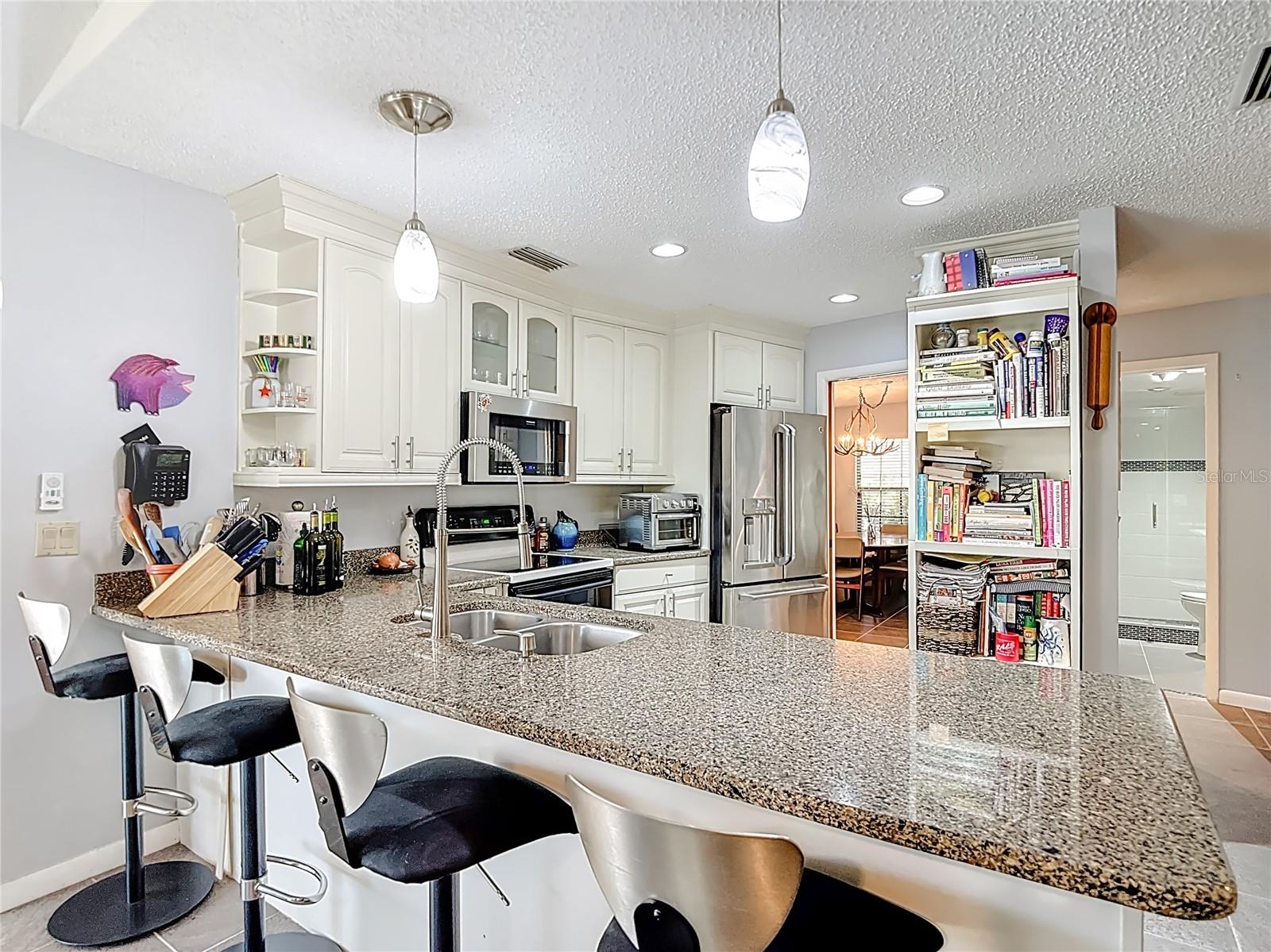 TAMPA PALMS UNIT 3 REP OF - Residential