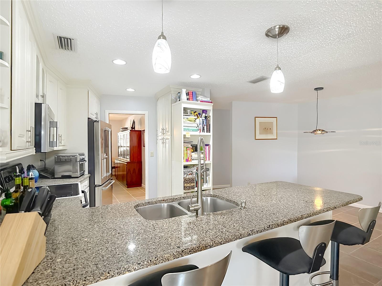 TAMPA PALMS UNIT 3 REP OF - Residential