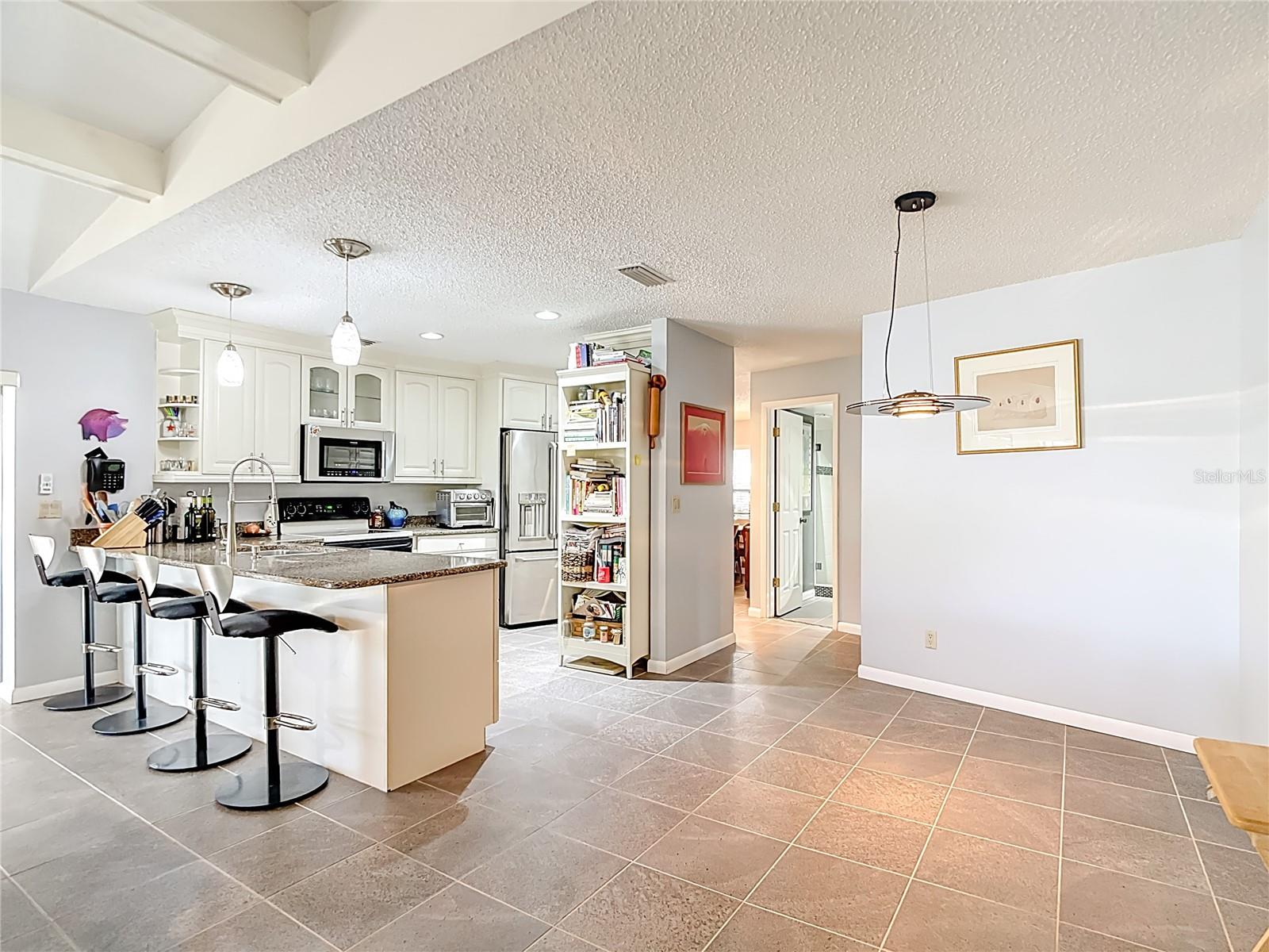 TAMPA PALMS UNIT 3 REP OF - Residential