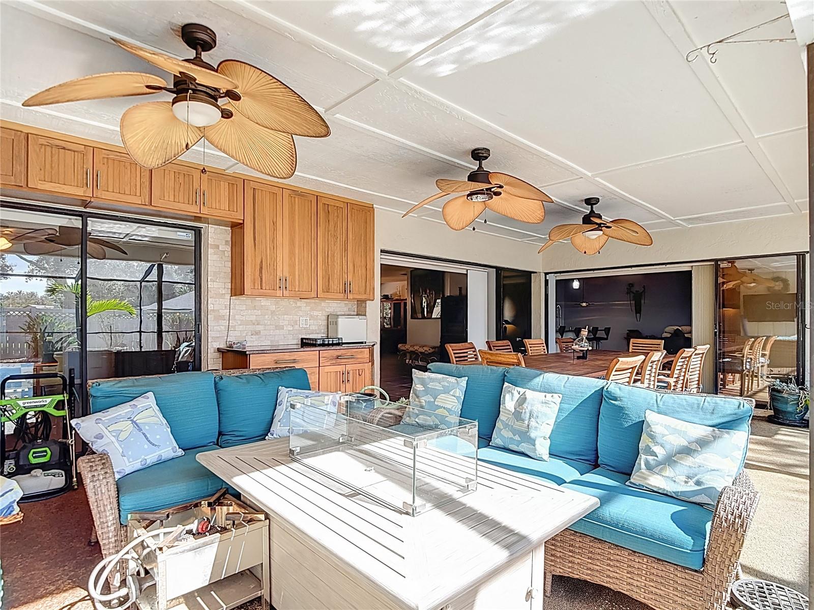 TAMPA PALMS UNIT 3 REP OF - Residential