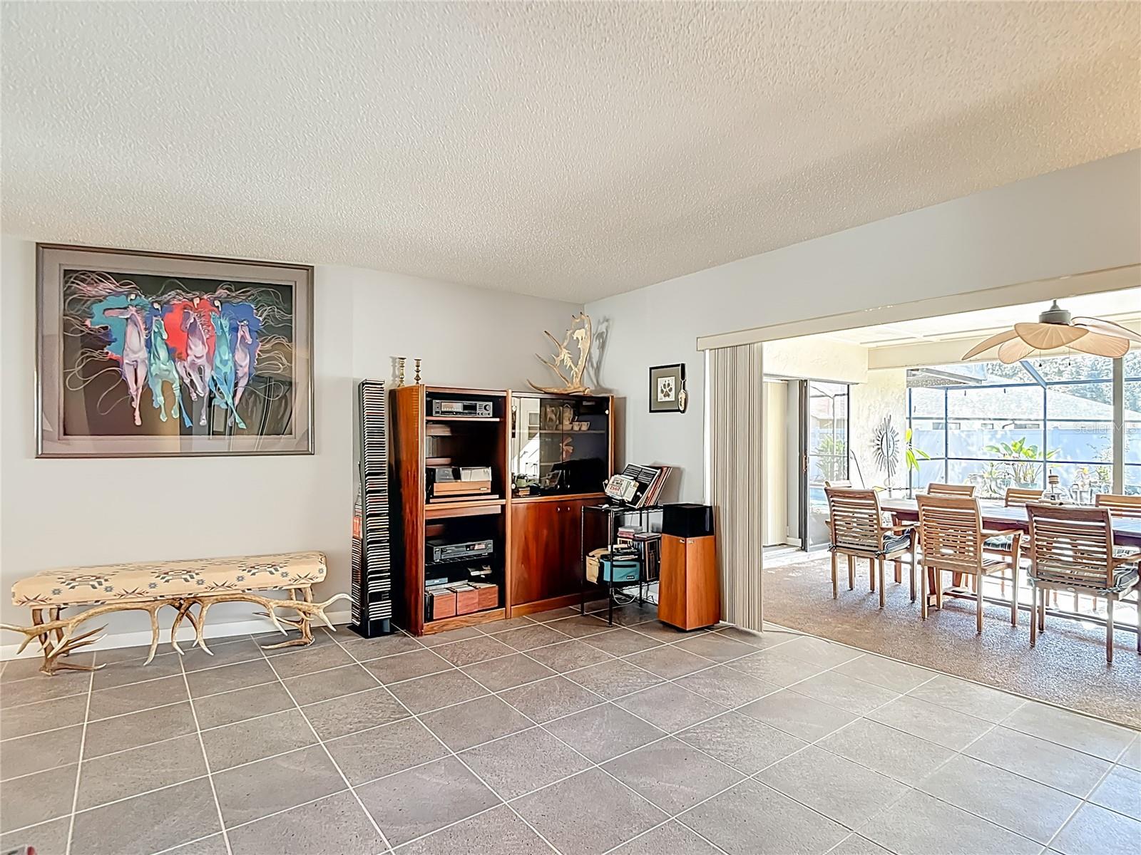 TAMPA PALMS UNIT 3 REP OF - Residential