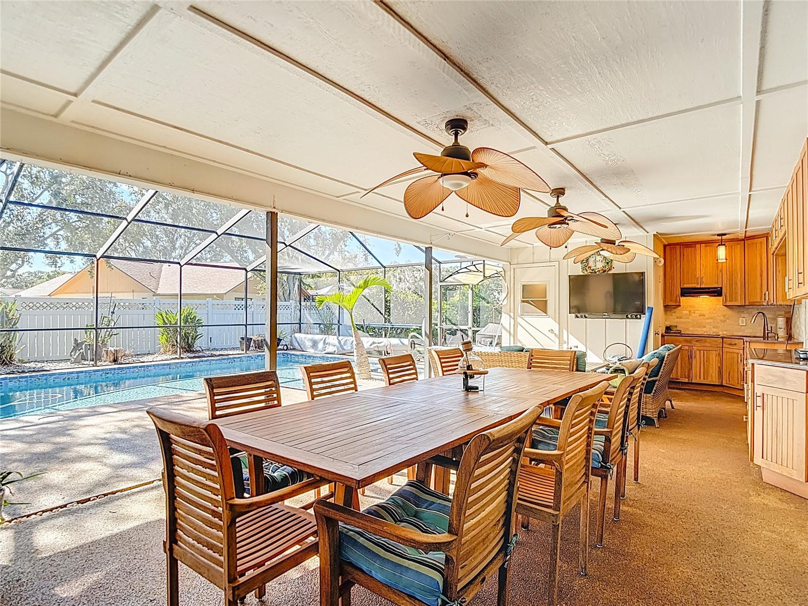 TAMPA PALMS UNIT 3 REP OF - Residential