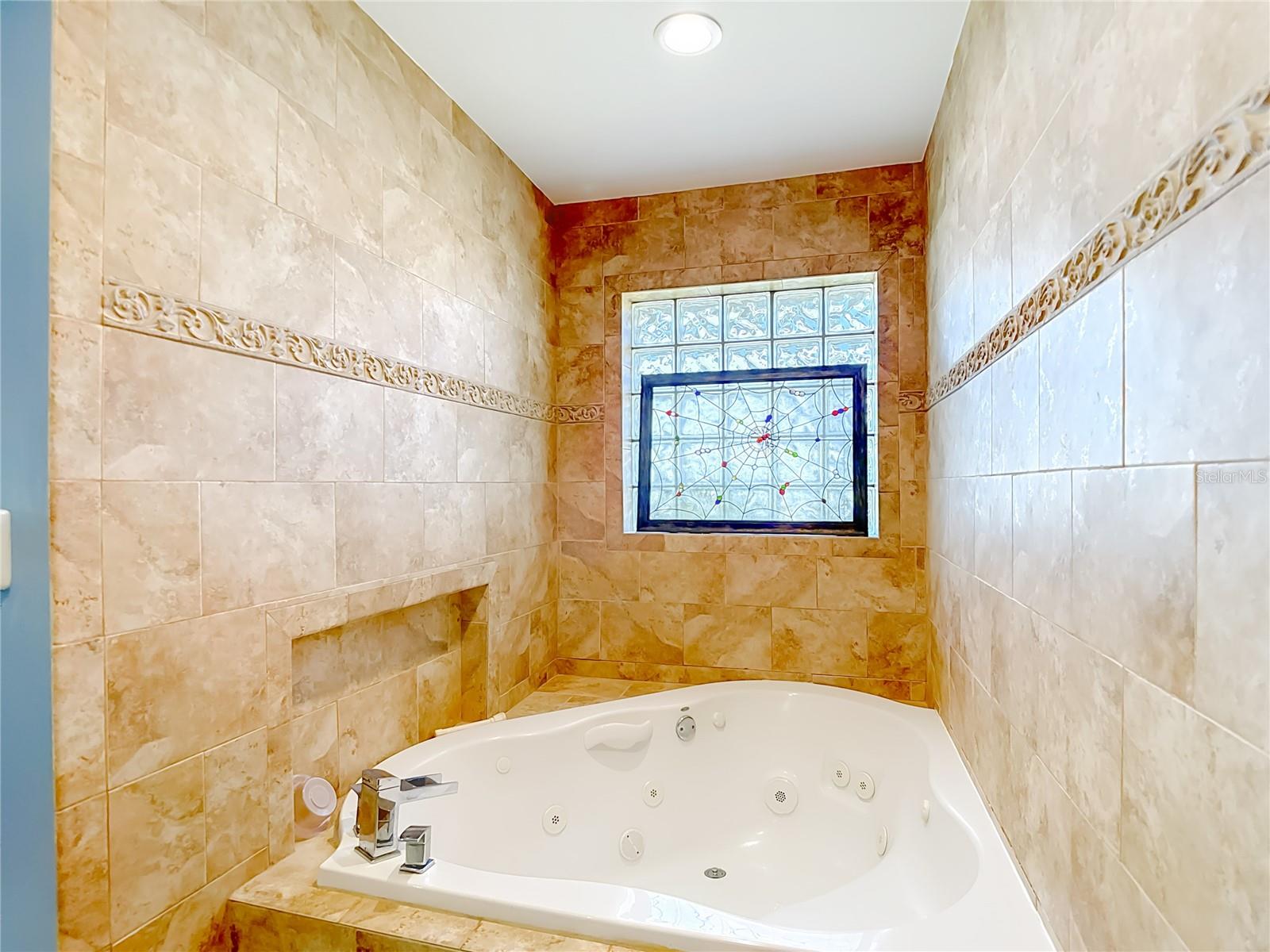 TAMPA PALMS UNIT 3 REP OF - Residential