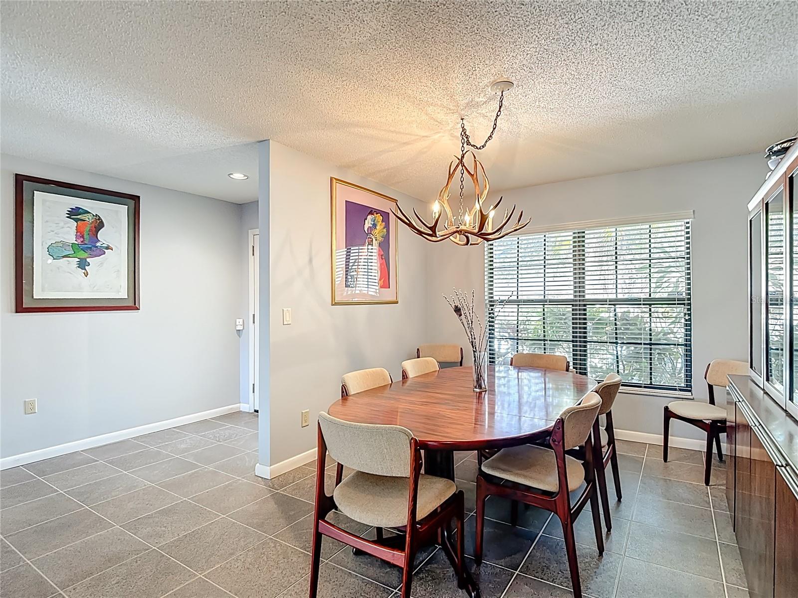 TAMPA PALMS UNIT 3 REP OF - Residential