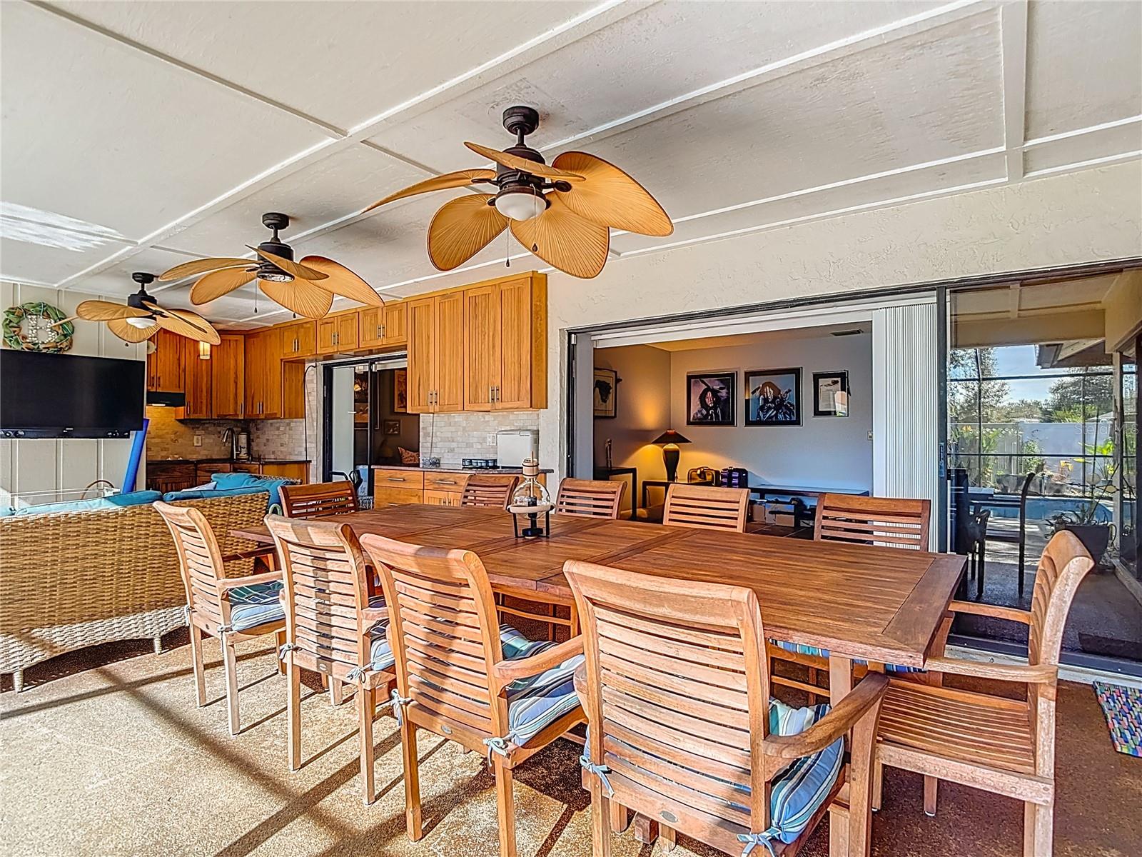 TAMPA PALMS UNIT 3 REP OF - Residential