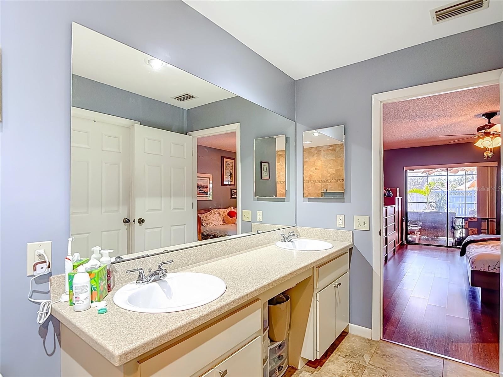 TAMPA PALMS UNIT 3 REP OF - Residential