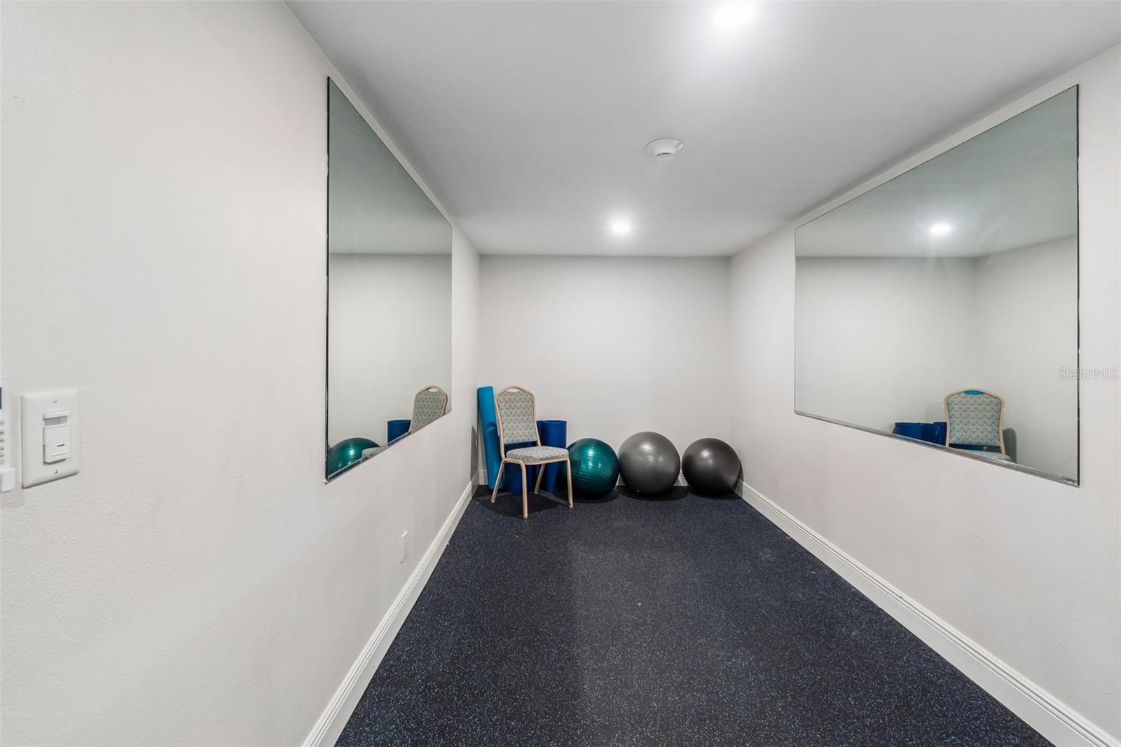 EXCELSIOR BEACH TO BAY 7 - Residential