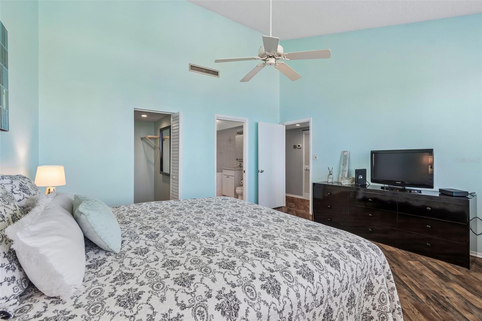 EXCELSIOR BEACH TO BAY 7 - Residential