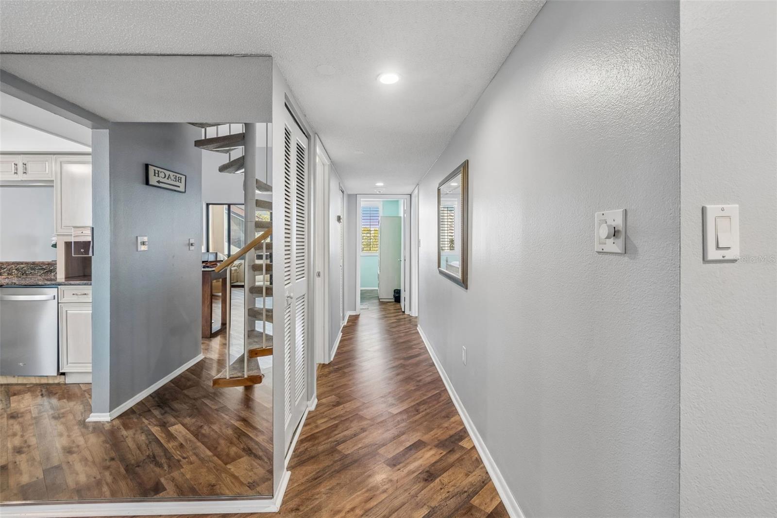 EXCELSIOR BEACH TO BAY 7 - Residential