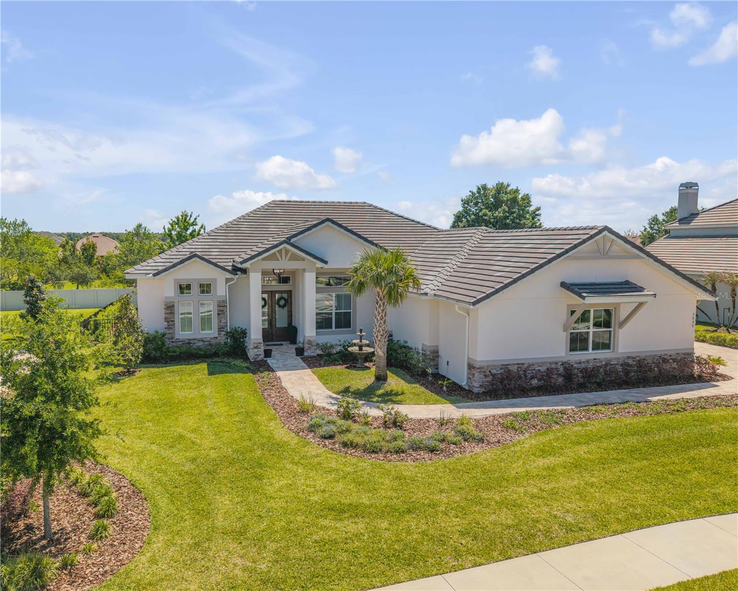 MOUNT DORA LOCH LEVEN PH 05 - Residential