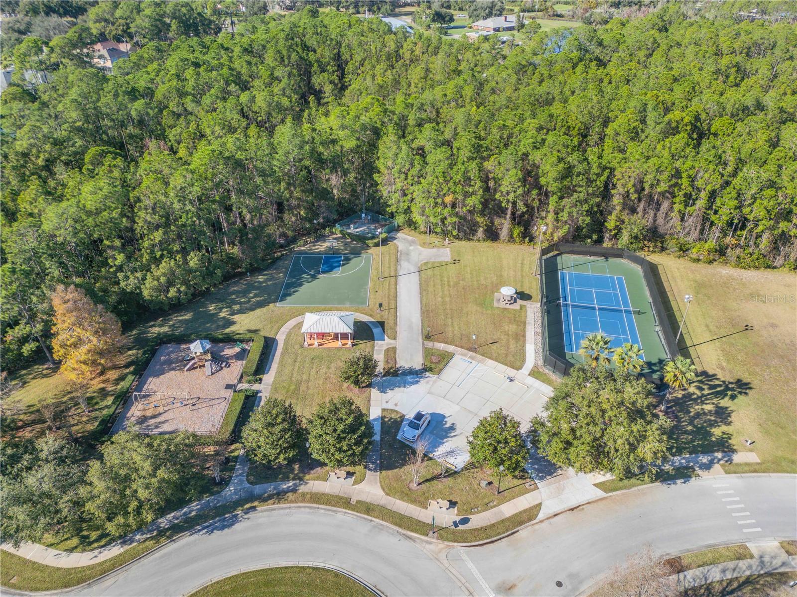 MOUNT DORA LOCH LEVEN PH 05 - Residential