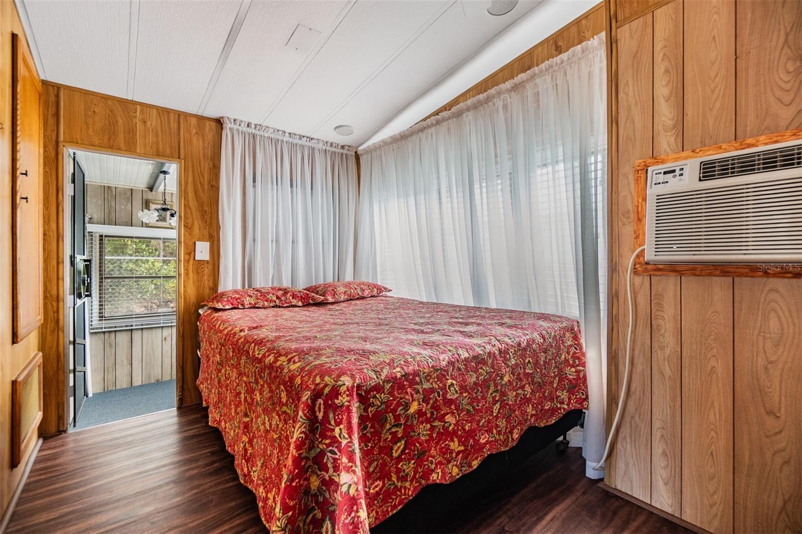COUNTRY AIRE VILLAGE - Residential