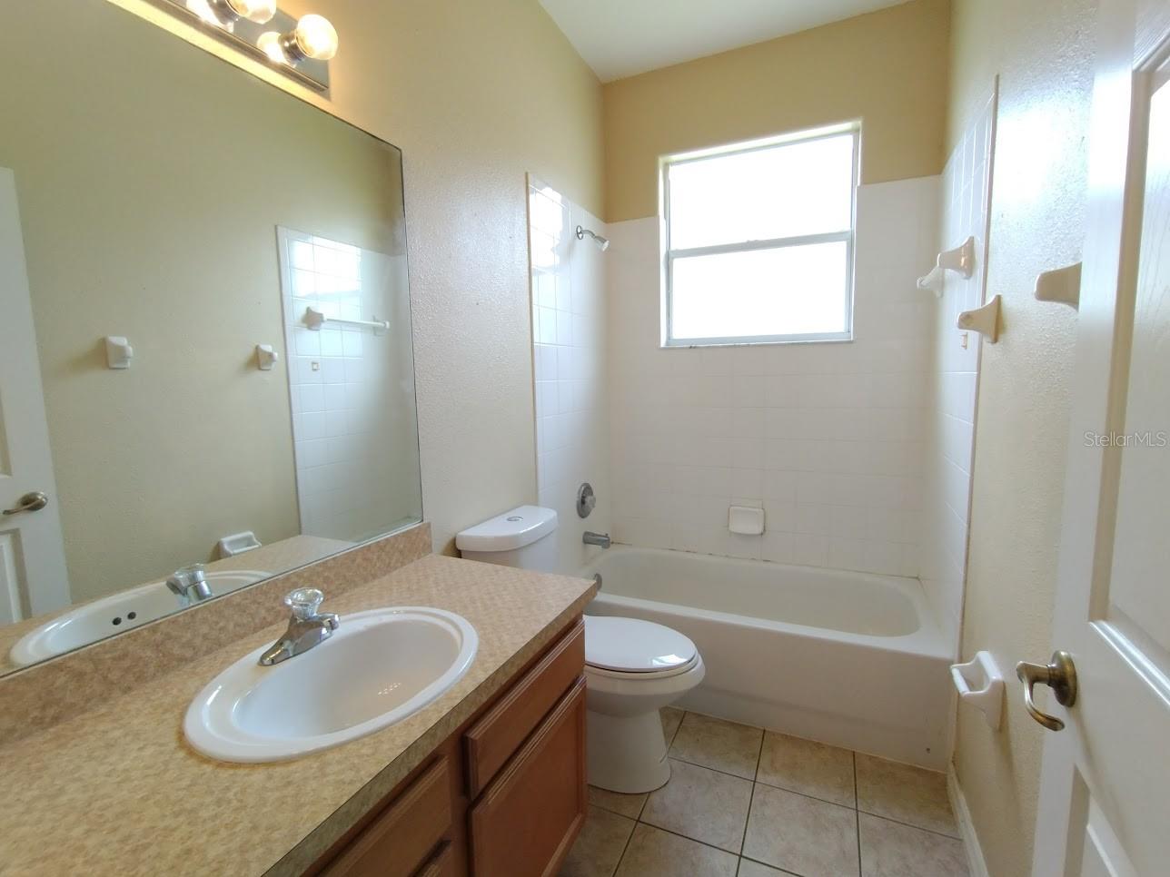 OAKS PH 1 B2 - Residential