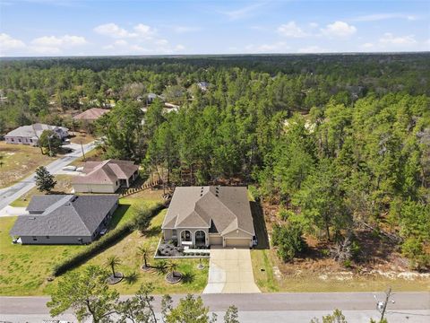 Tiny photo for 4 Vinca Street, Homosassa, FL 34446 (MLS # TB8483176)