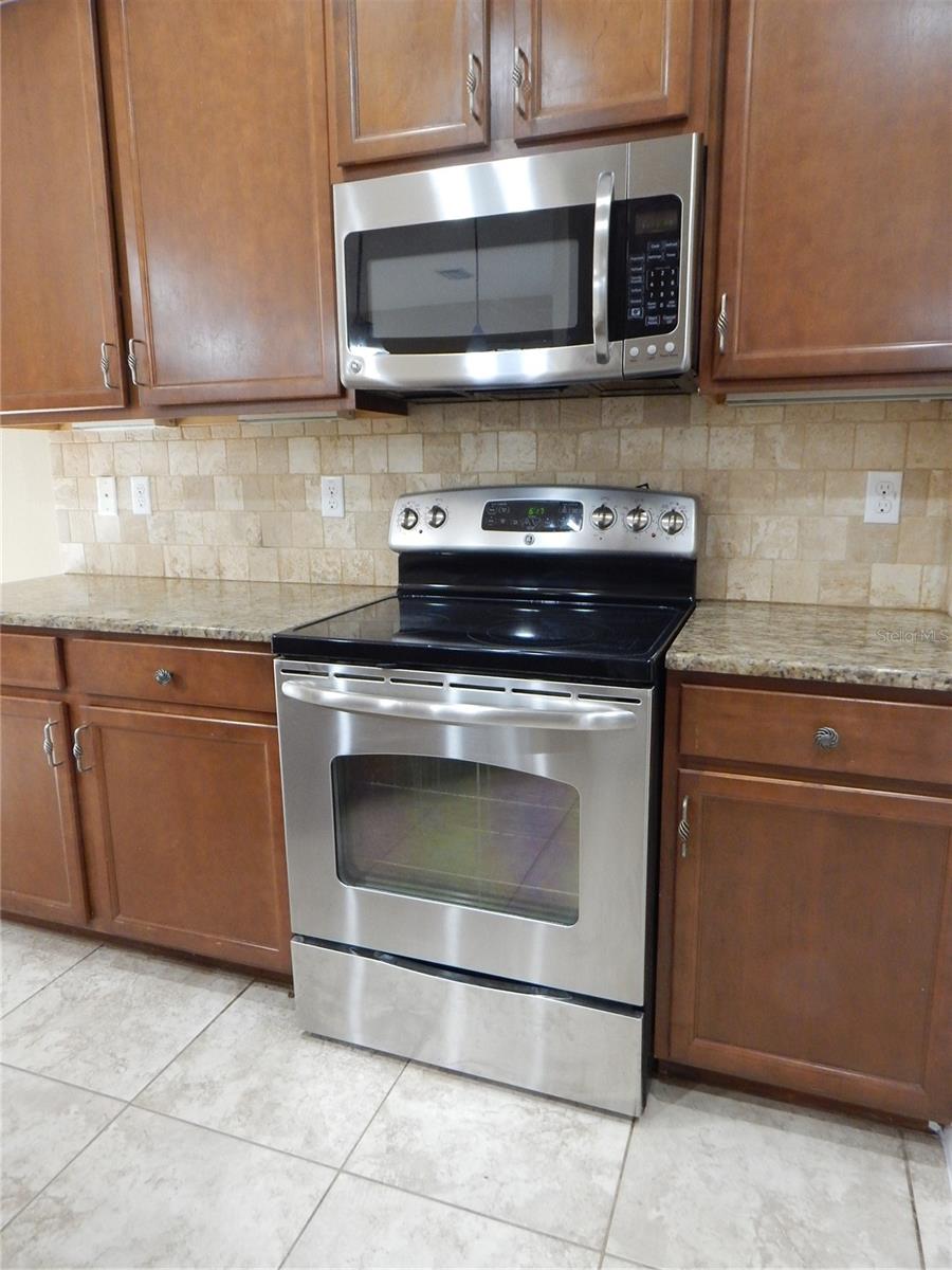 FISHHAWK RANCH PH 2 TR 1 - Residential