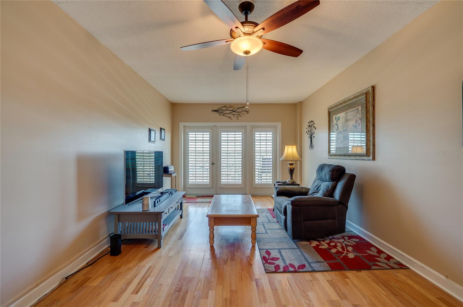 LANDMARK CONDO DECLARATION - Residential