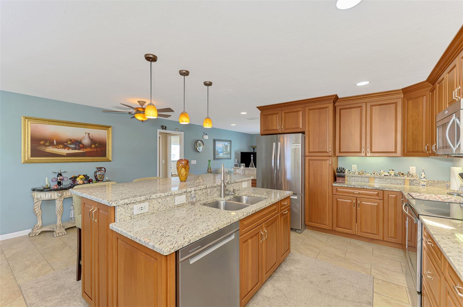 SOUTH VENICE - Residential