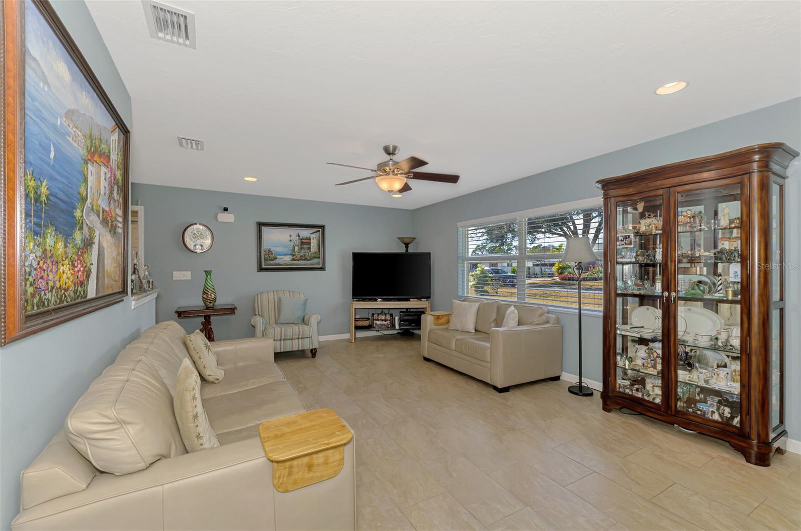 SOUTH VENICE - Residential